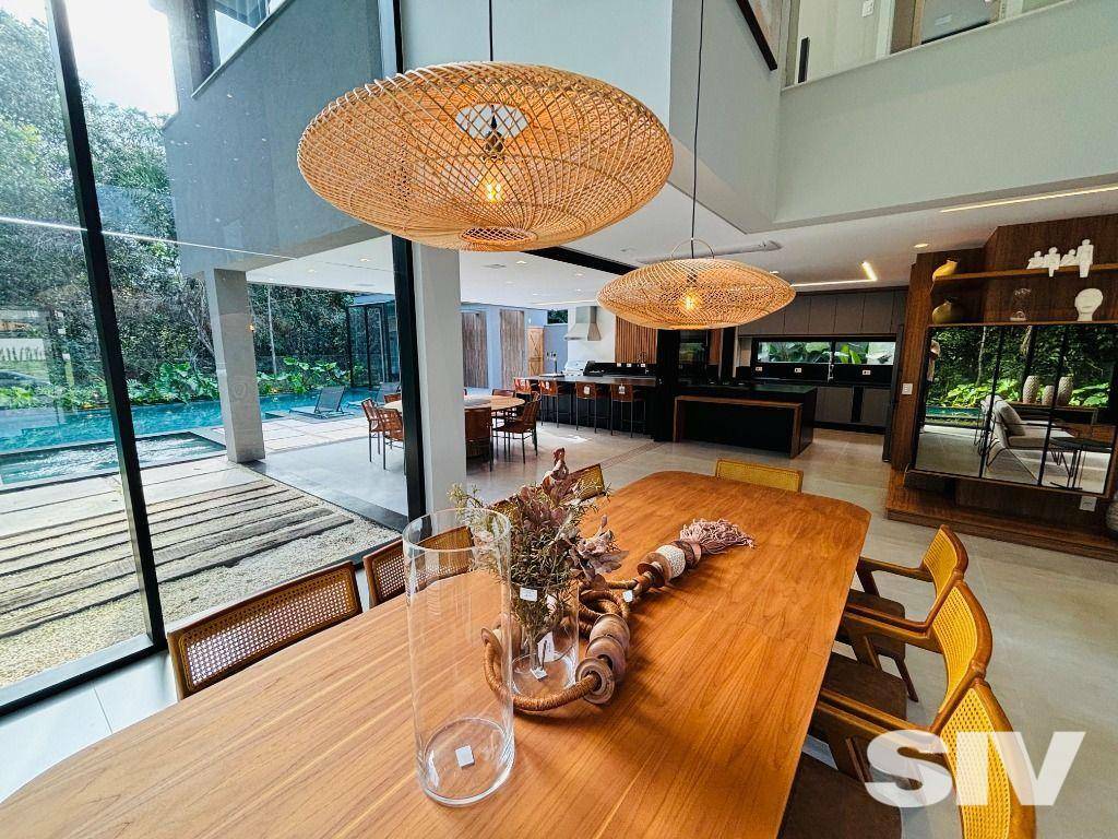 Casa a Venda em RIVIERA DE SÃO LOURENÇO, BERTIOGA