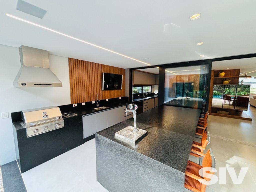 Casa a Venda em RIVIERA DE SÃO LOURENÇO, BERTIOGA