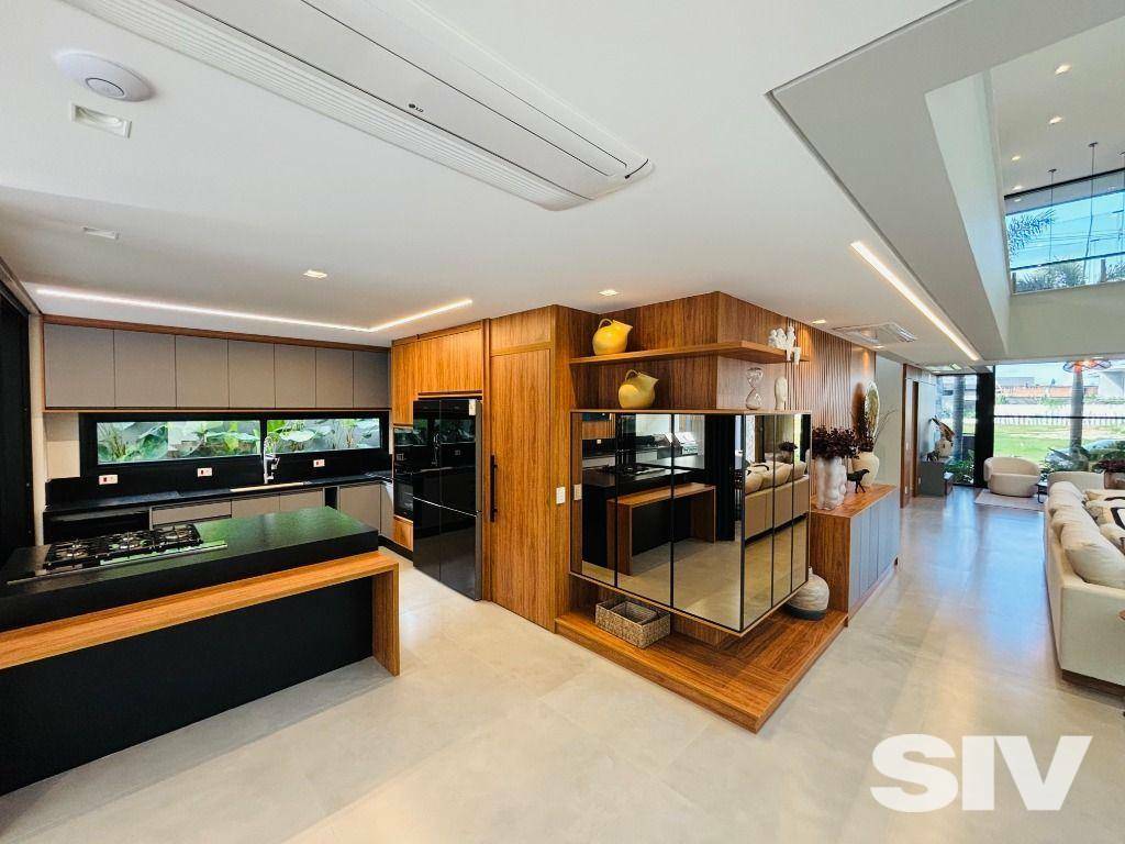 Casa a Venda em RIVIERA DE SÃO LOURENÇO, BERTIOGA