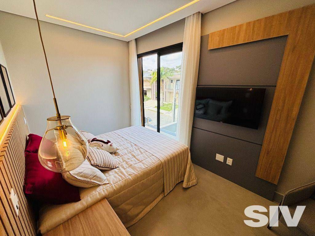 Casa a Venda em RIVIERA DE SÃO LOURENÇO, BERTIOGA