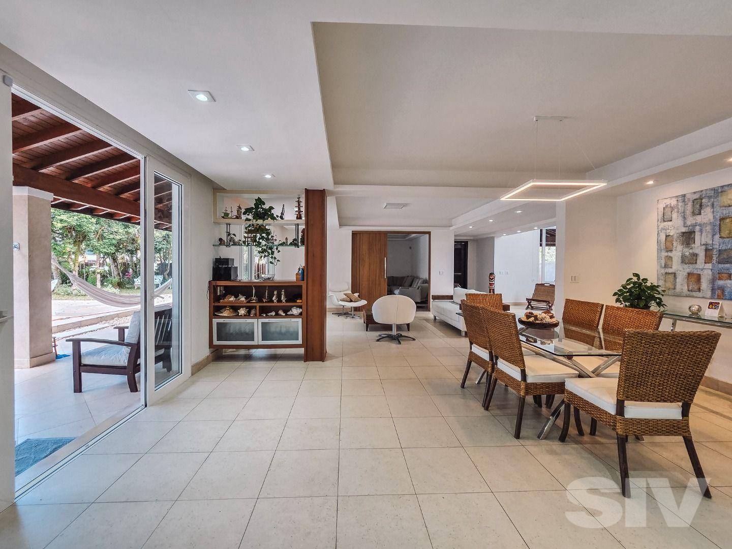 Casa a Venda em RIVIERA DE SÃO LOURENÇO, BERTIOGA