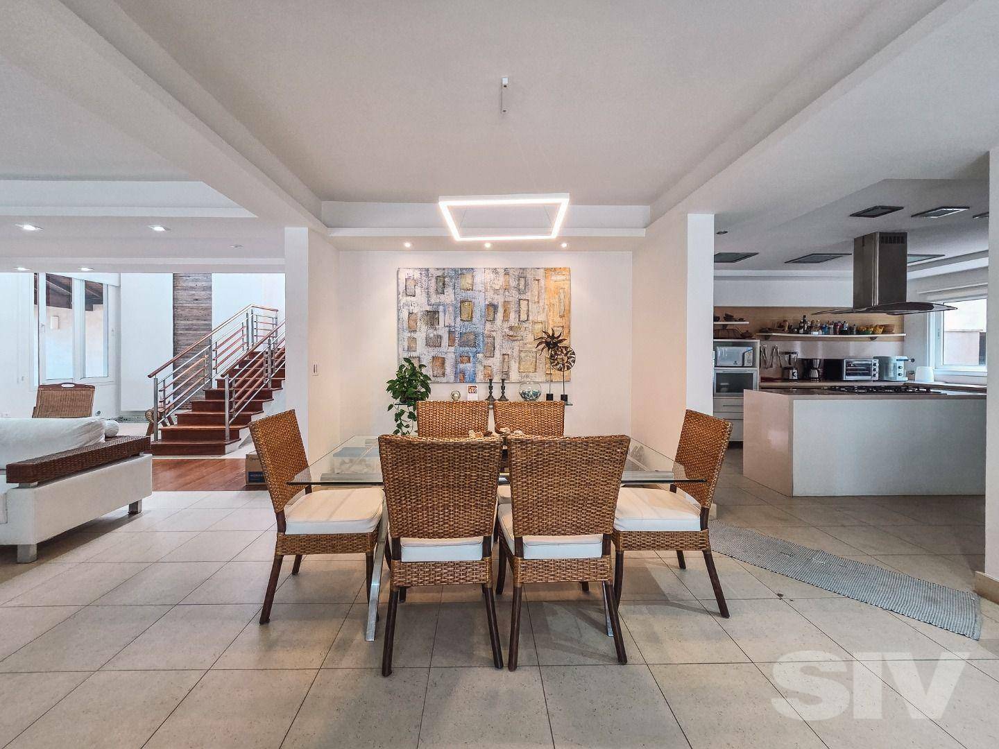 Casa a Venda em RIVIERA DE SÃO LOURENÇO, BERTIOGA