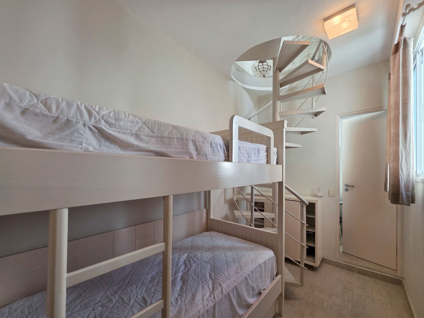 Apartamento a Venda em RIVIERA DE SÃO LOURENÇO, BERTIOGA