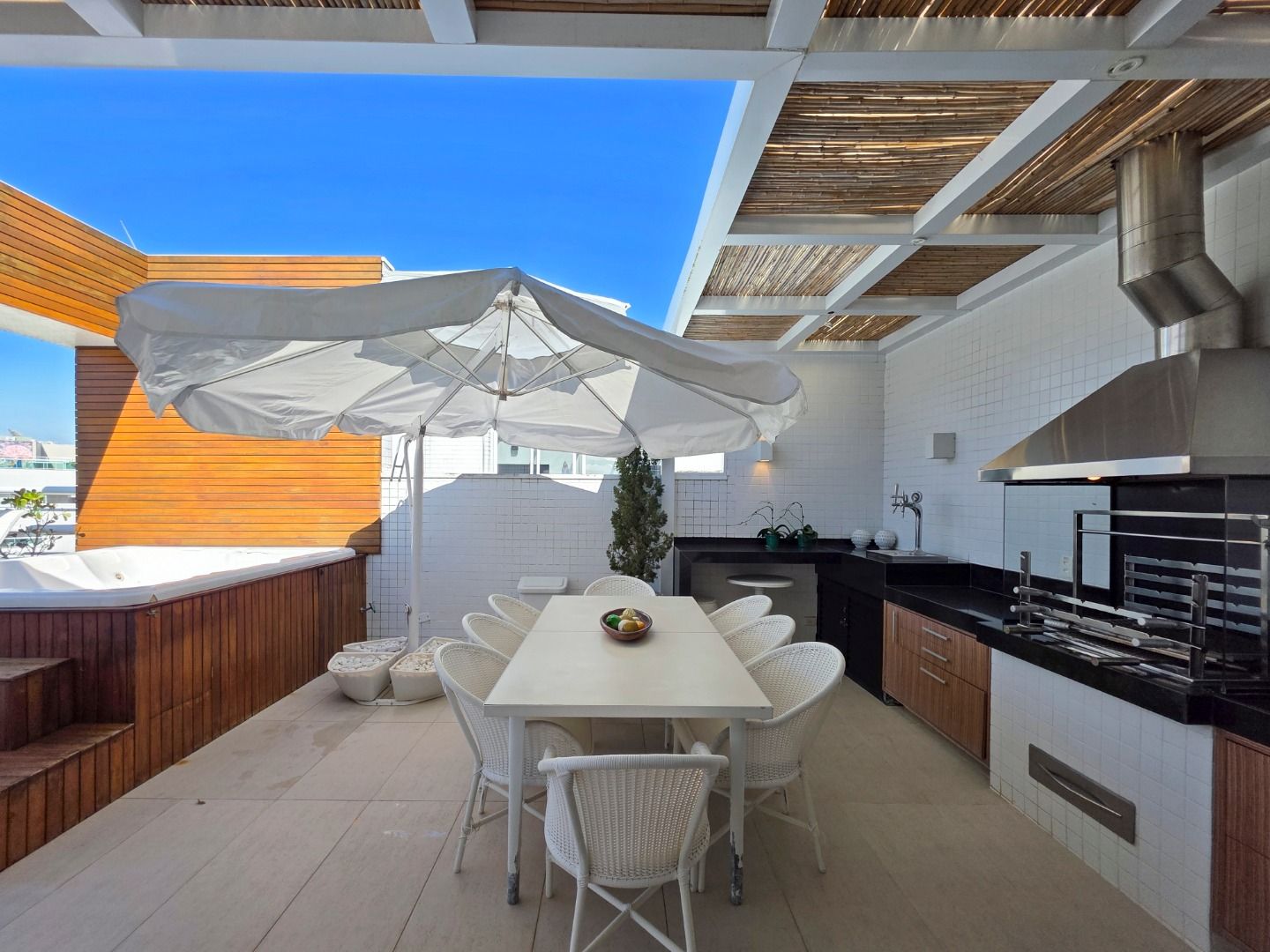 Apartamento a Venda em RIVIERA DE SÃO LOURENÇO, BERTIOGA