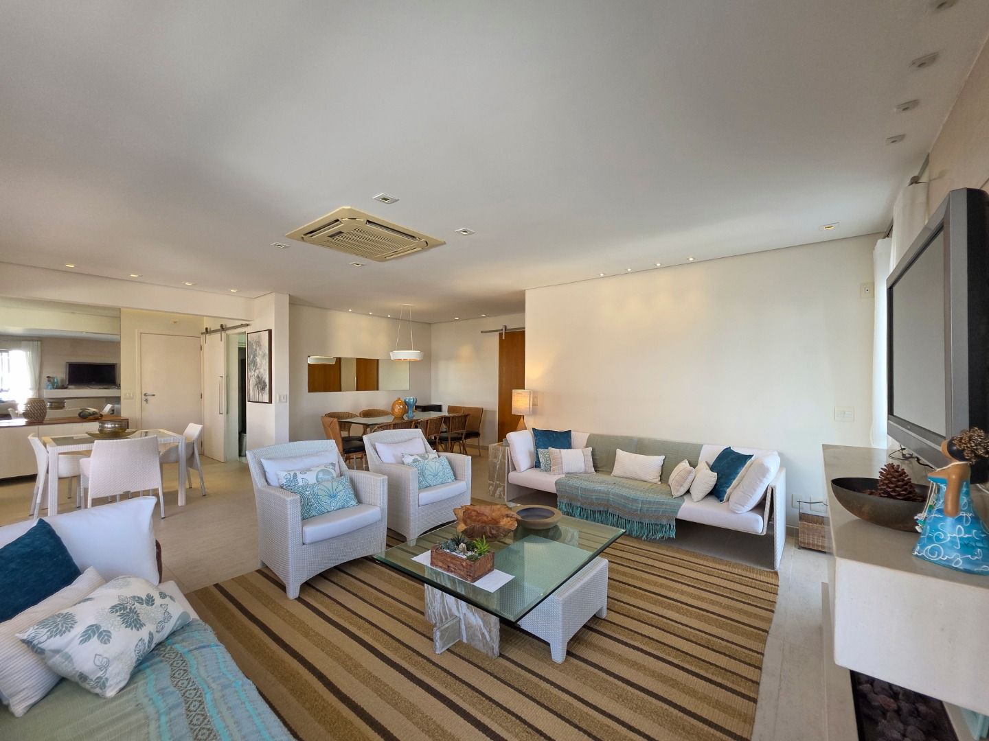 Apartamento a Venda em RIVIERA DE SÃO LOURENÇO, BERTIOGA