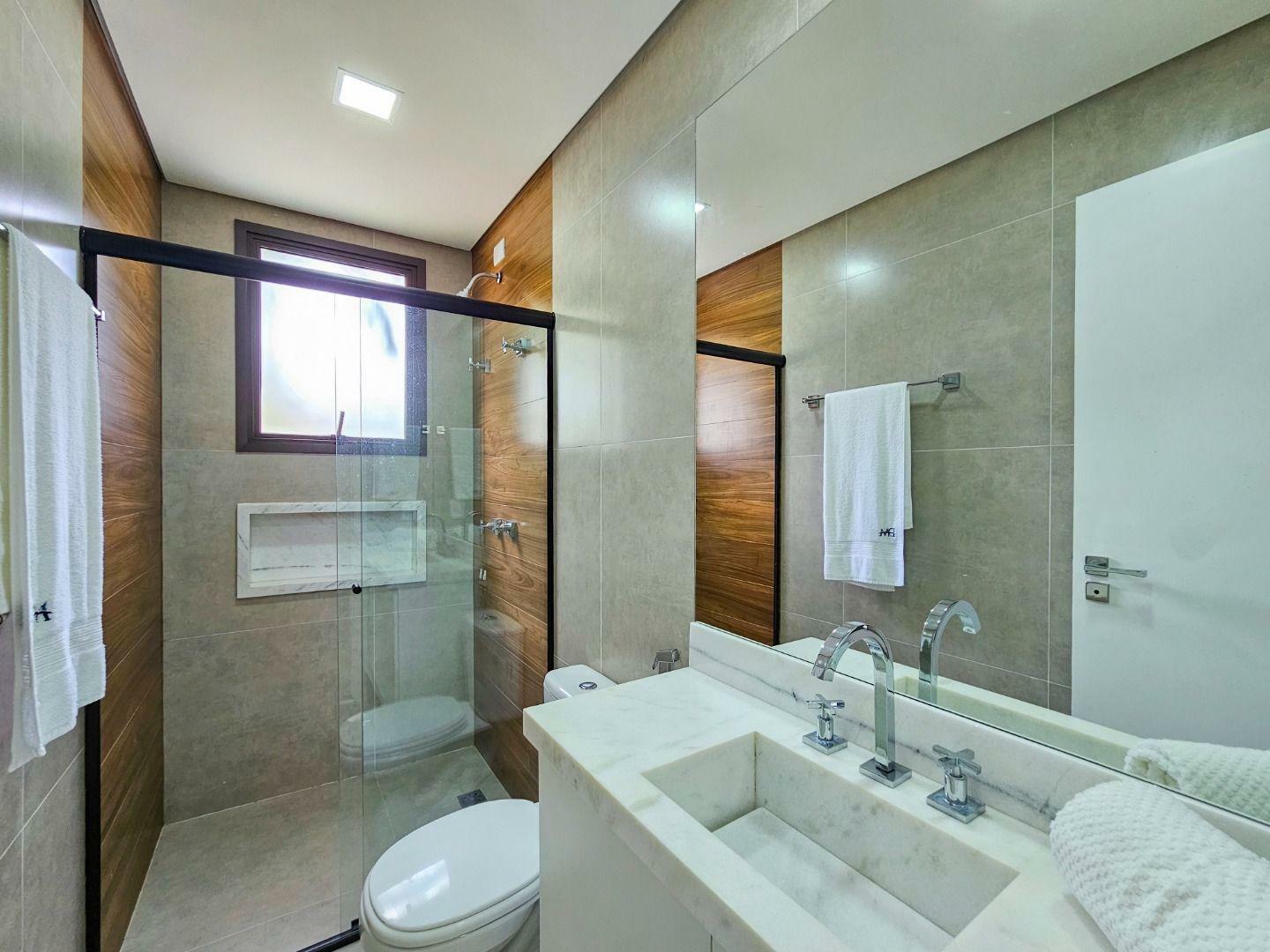 Villagio a Venda em RIVIERA DE SÃO LOURENÇO, BERTIOGA